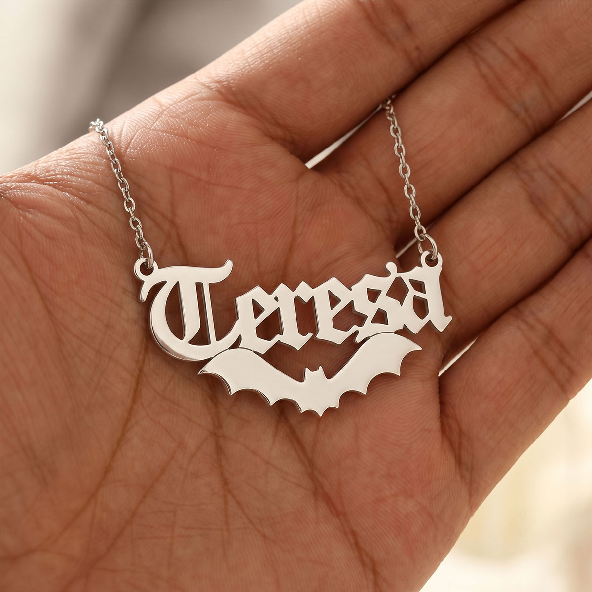 Collar de acero inoxidable con - Cosplay Bat Prop reseña y precio